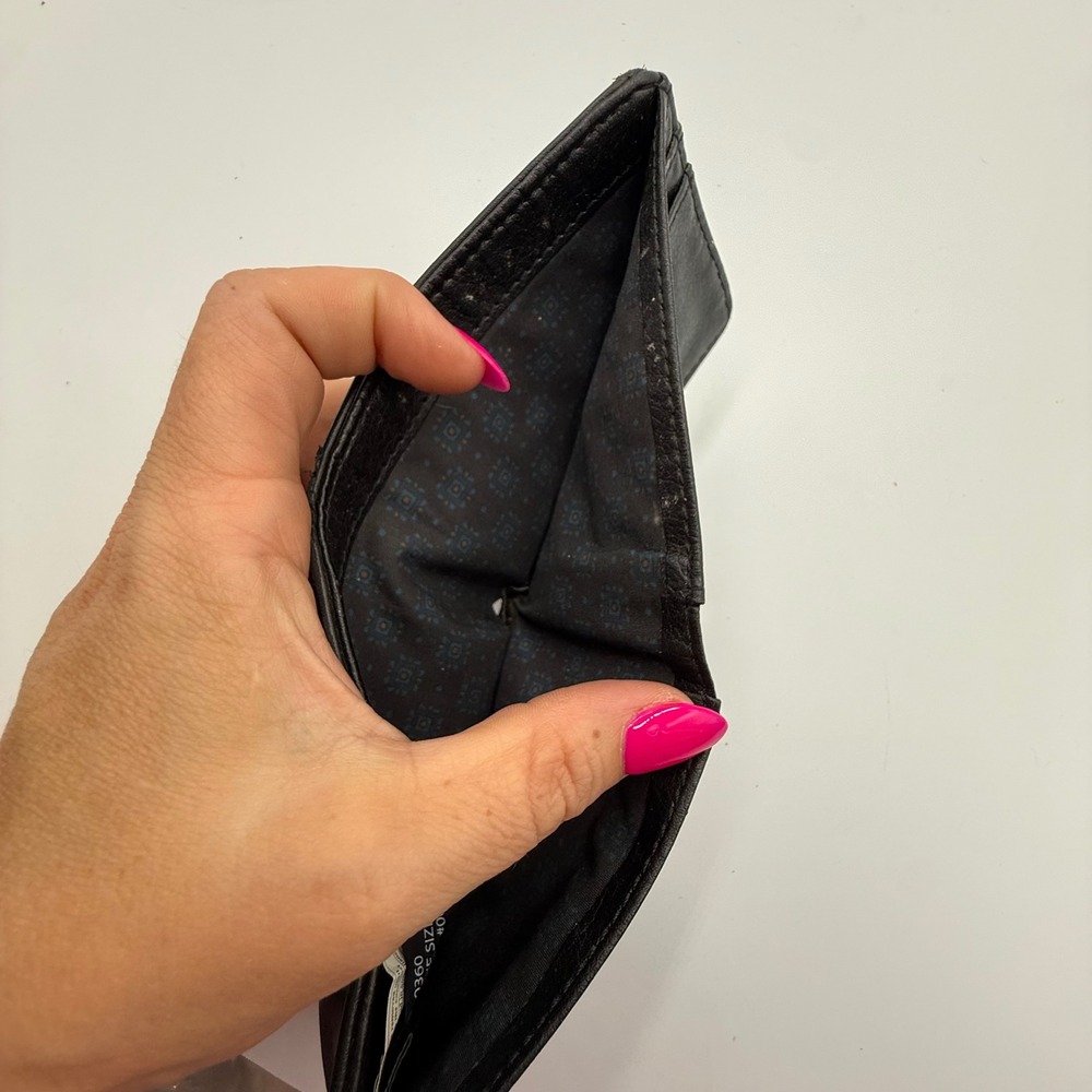Express NYC Bifold Wallet OS Black Minimalist Professional Accessory - Picture 6 of 6